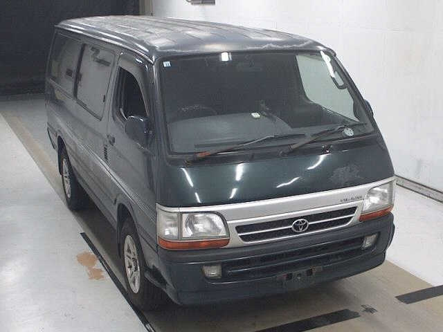 TOYOTA HIACE VAN