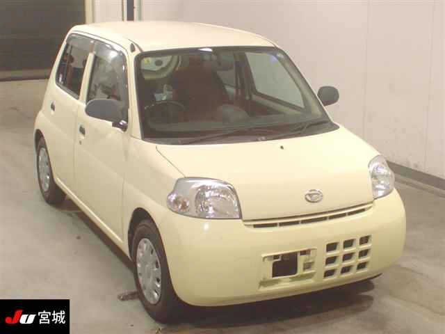 DAIHATSU ESSE