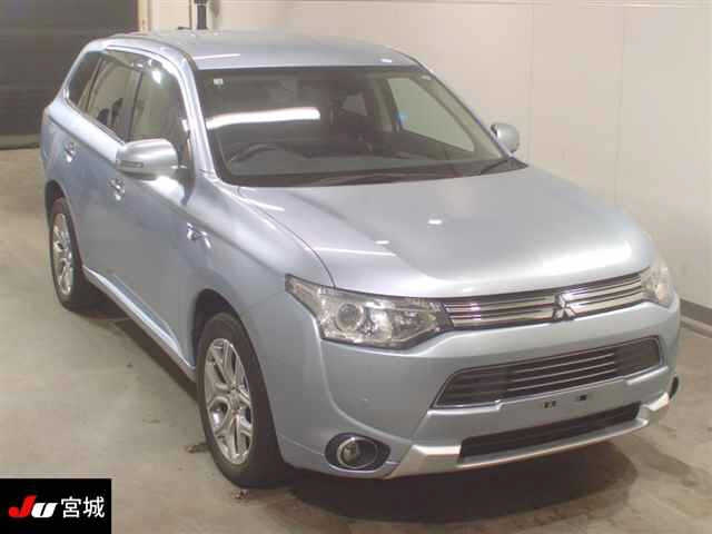 MITSUBISHI OUTLANDER PHEV