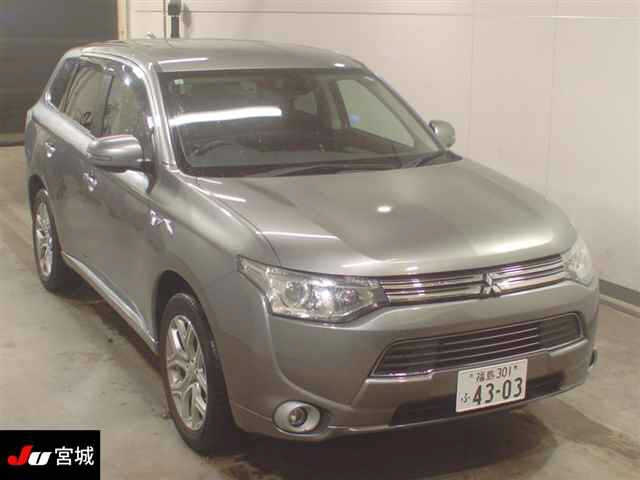 MITSUBISHI OUTLANDER PHEV