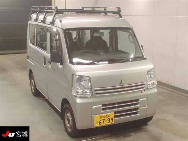 MITSUBISHI MINICAB VAN