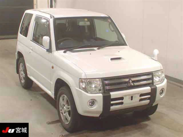MITSUBISHI PAJERO MINI