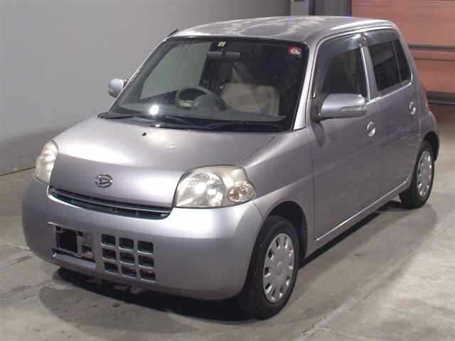 DAIHATSU ESSE