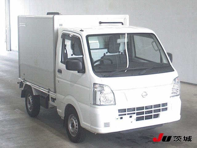 NISSAN CLIPPER TRUCK