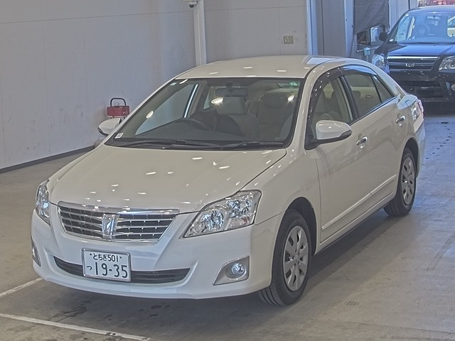 TOYOTA PREMIO
