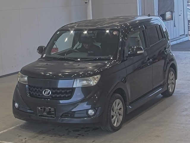 TOYOTA BB