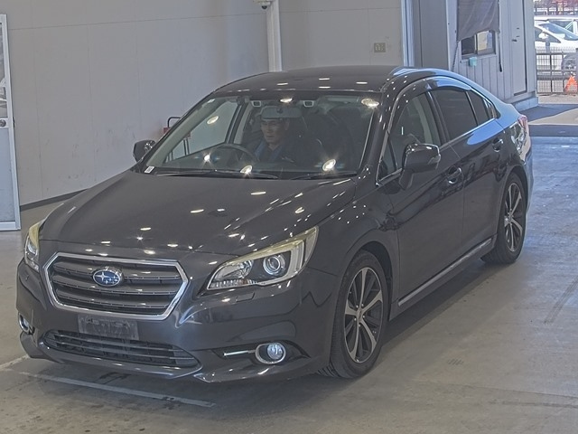 SUBARU LEGACY B4