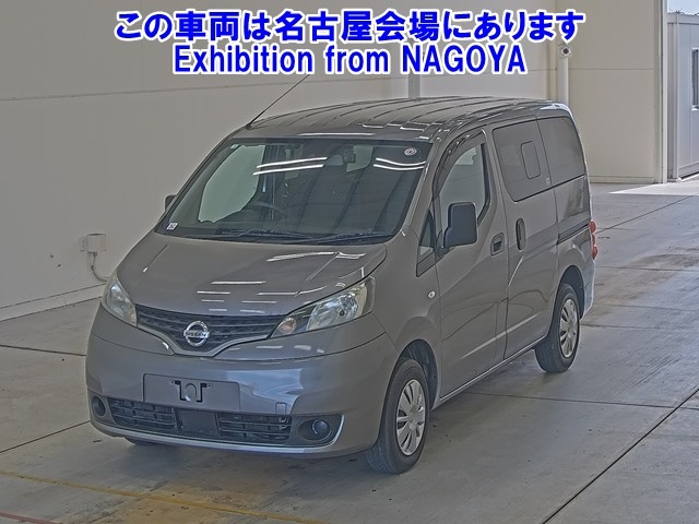 NISSAN NV200