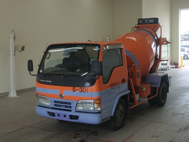 NISSAN TRUCK