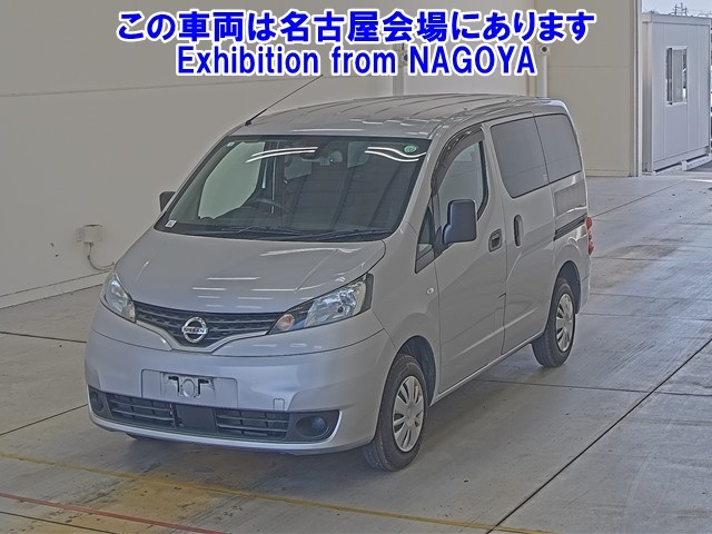 NISSAN NV200