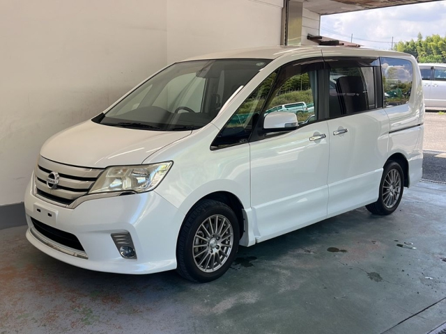 NISSAN SERENA
