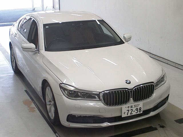 BMW 7 SERIES