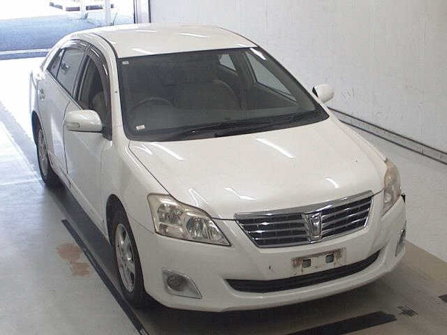 TOYOTA PREMIO