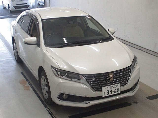 TOYOTA PREMIO