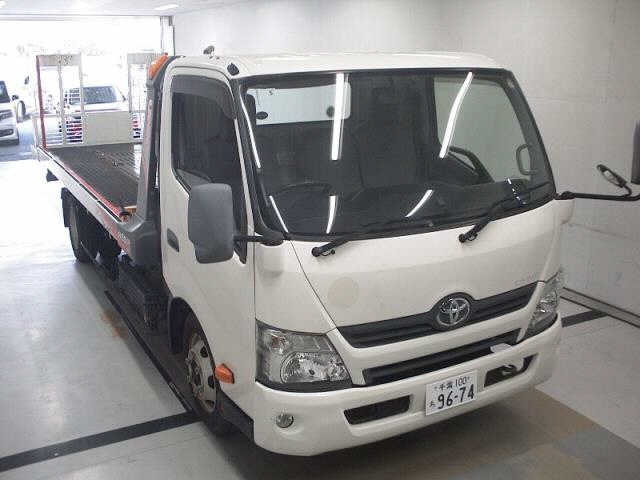 TOYOTA DYNA