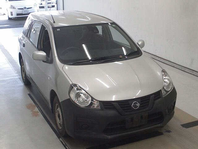 NISSAN AD