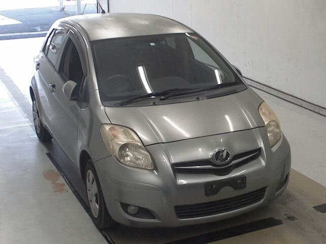 TOYOTA VITZ