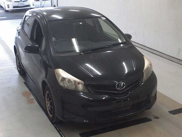 TOYOTA VITZ