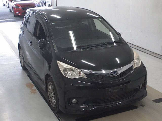 SUBARU TREZIA