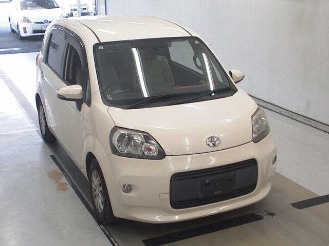 TOYOTA PORTE