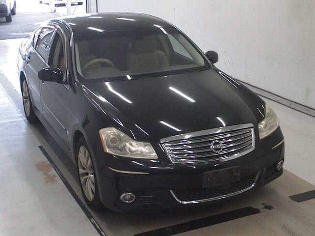 NISSAN FUGA