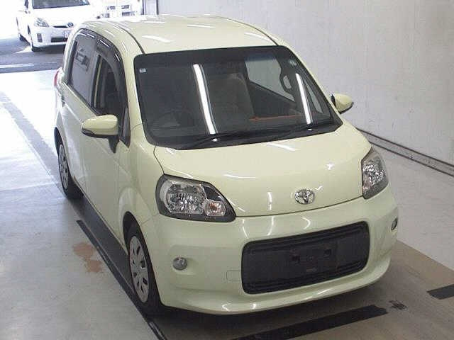 TOYOTA PORTE
