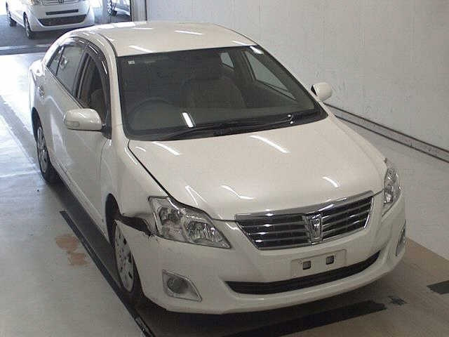 TOYOTA PREMIO