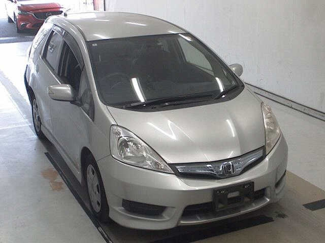 HONDA FIT SHUTTLE