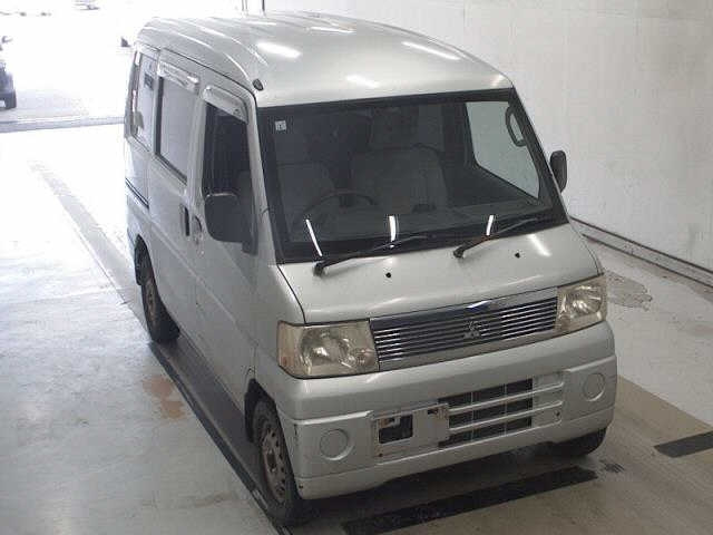 MITSUBISHI MINICAB VAN