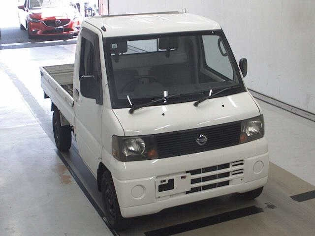 NISSAN CLIPPER TRUCK