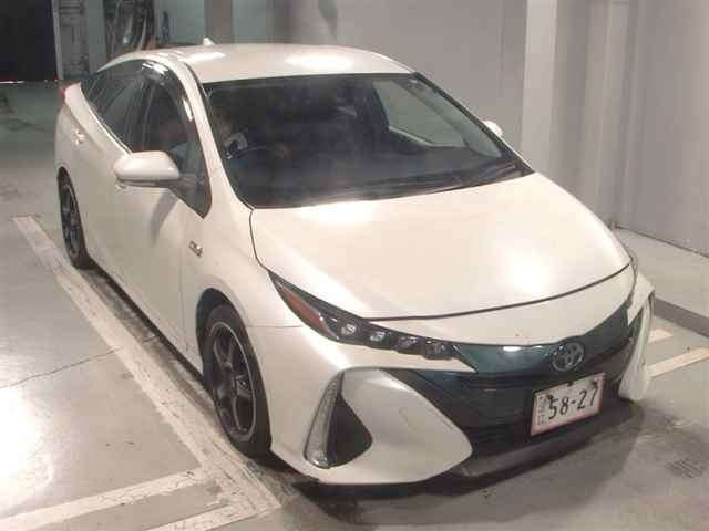 TOYOTA PRIUS PHV