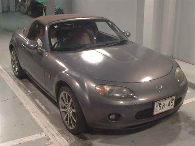 MAZDA ROADSTER