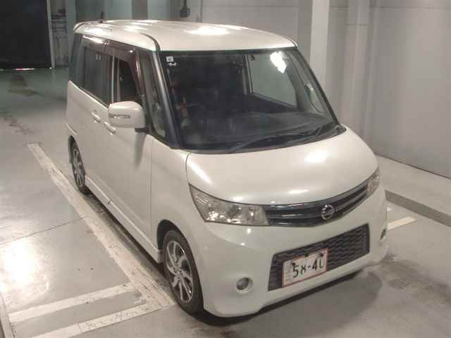 NISSAN ROOX
