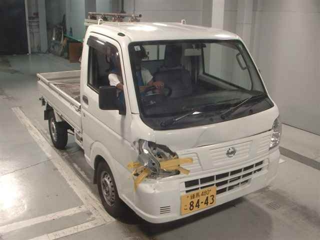 NISSAN CLIPPER TRUCK