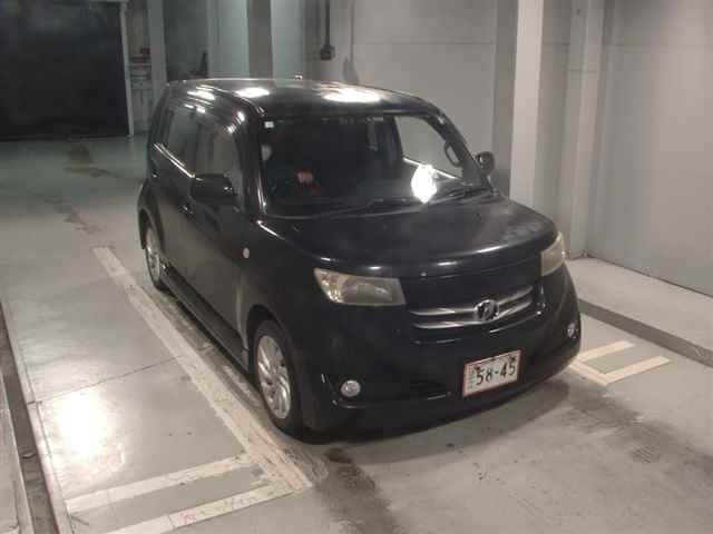 TOYOTA BB