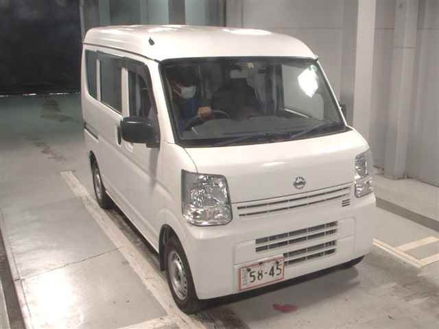 NISSAN CLIPPER VAN
