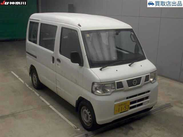 NISSAN CLIPPER VAN