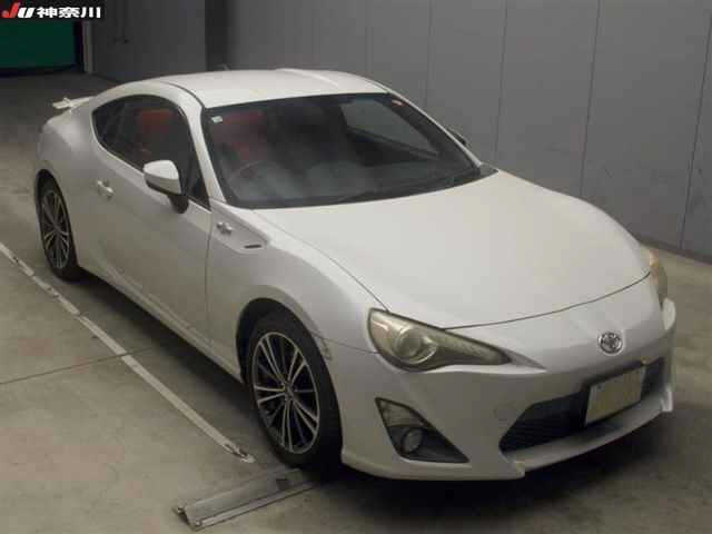 TOYOTA 86