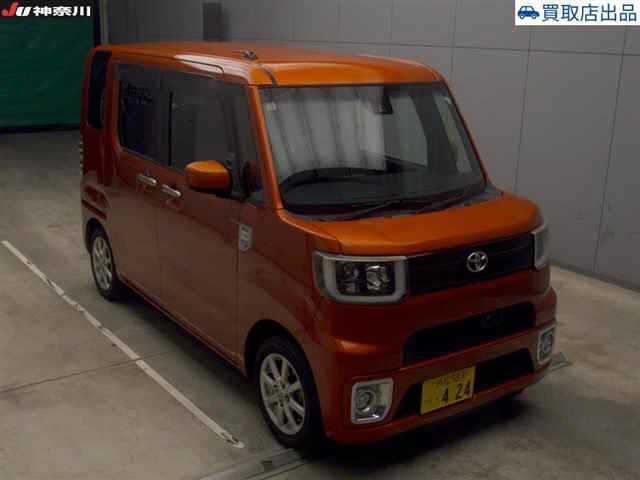 TOYOTA PIXIS MEGA