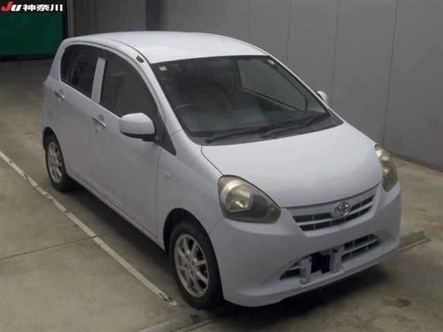 TOYOTA PIXIS EPOCH