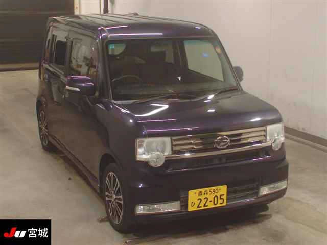 DAIHATSU MOVE CONTE