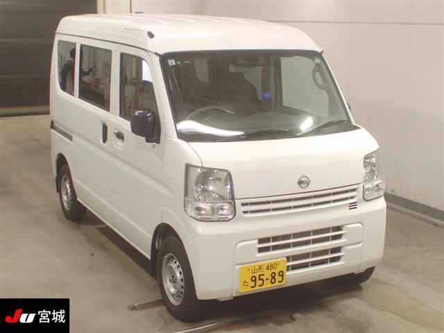 NISSAN CLIPPER VAN