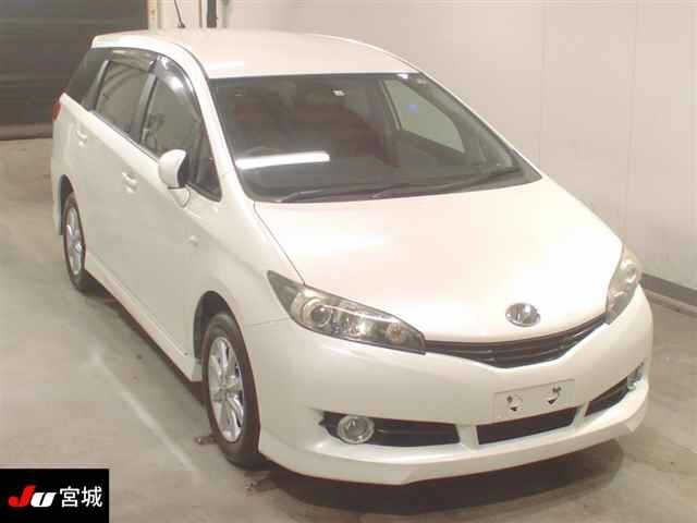 TOYOTA WISH