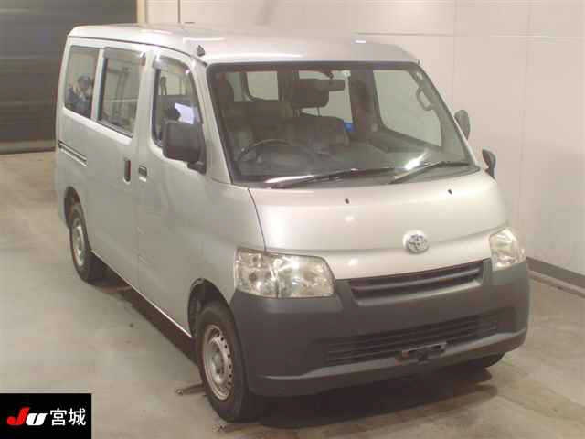 TOYOTA LITE ACE VAN