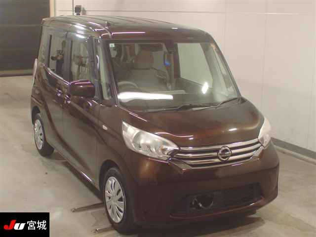 NISSAN DAYZ ROOX