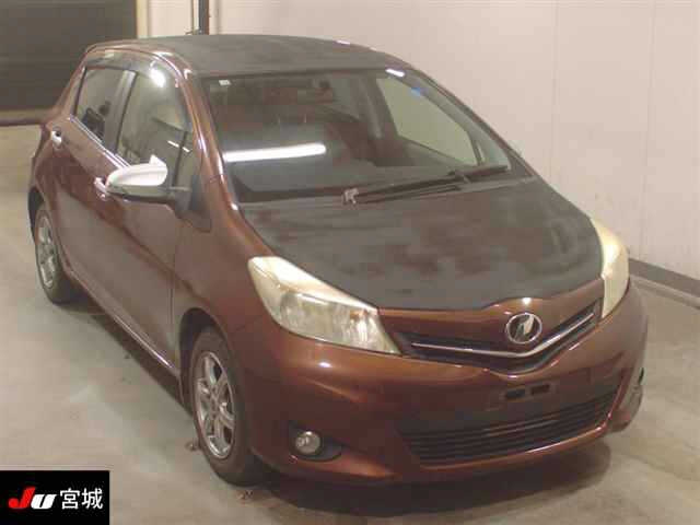 TOYOTA VITZ