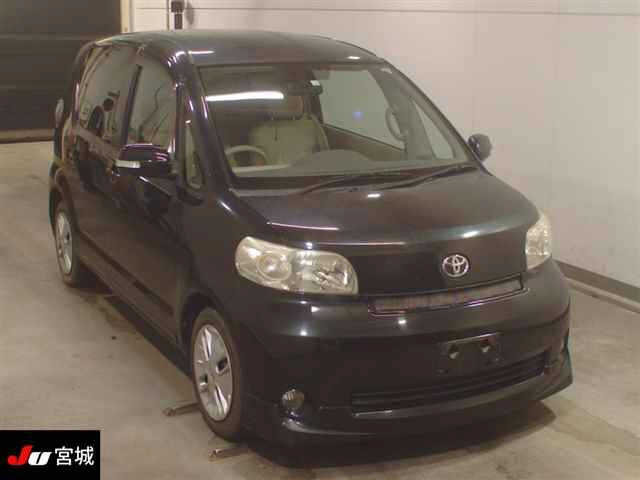 TOYOTA PORTE