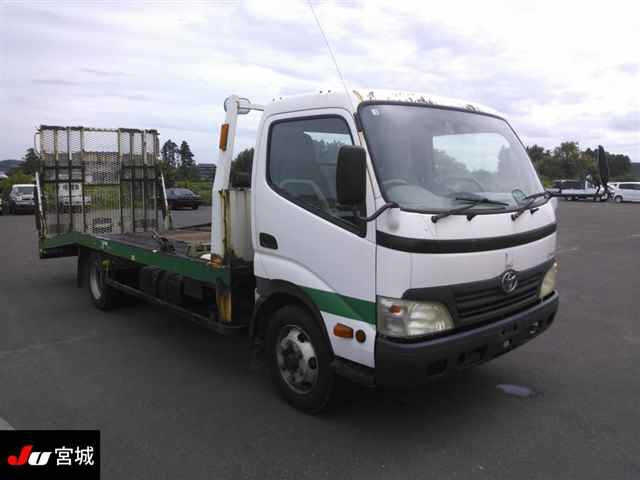 TOYOTA DYNA