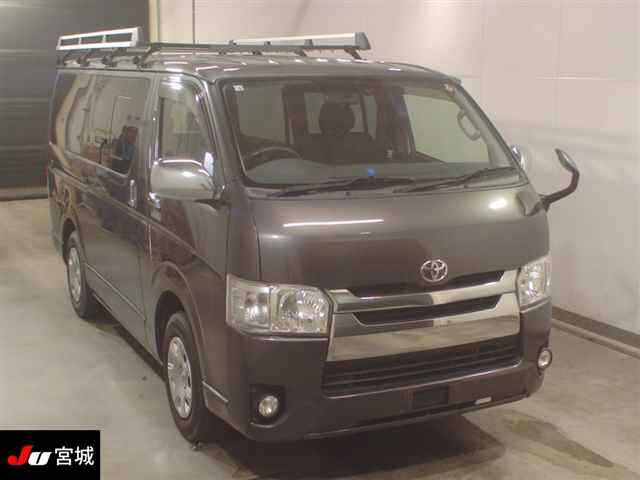 TOYOTA REGIUS ACE VAN