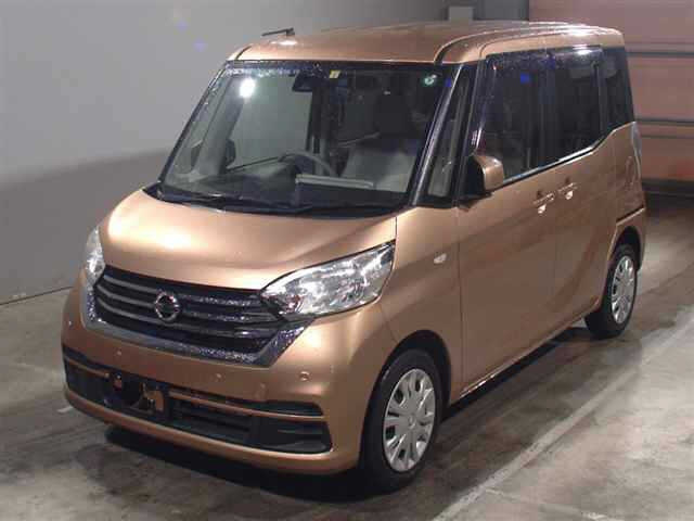 NISSAN DAYZ ROOX